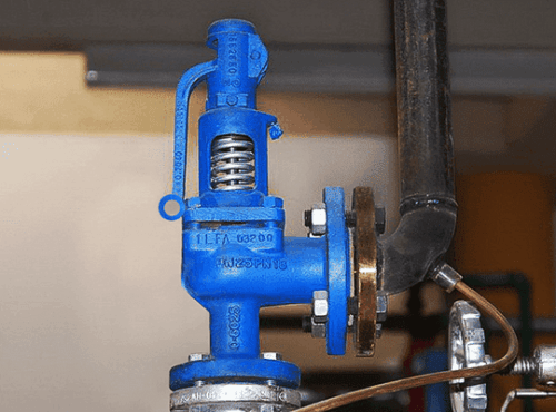 Расчет тепловой изоляции является одной из самых трудоёмких проектных задач. Современные требования по срокам и выполнению проекта делают расчет изоляции вручную для больших проектов практически невозможным! Даже использование альбомов типовых конструкций не позволяет в полной мере обеспечить требуемую эффективность работы.

Программа, разработанная в НТП Трубопровод, позволяет Вам рассчитать и выбрать тепловую изоляцию, сэкономив до 90% времени, которое Вы обычно тратите на эту задачу. Программа в автоматическом режиме полностью формирует теплоизоляционную конструкцию, рассчитывает и генерирует лист общих данных (ведомость ссылочных и прилагаемых документов), техномонтажную ведомость, ведомость объемов работ (для сметного отдела) и спецификацию по ГОСТ 21.405-93, ГОСТ 21.110-2013 и ГОСТ Р 21.1101-2013.

Программа рекомендуется для использования в проектно конструкторских бюро и отделах при проектировании и реконструкции магистральных и технологических трубопроводов и теплосетей, оборудования в нефтеперерабатывающей, химической, нефтехимической, газовой, нефтяной, теплоэнергетической и других отраслях промышленности, производящих расчет и выбор тепловой изоляции трубопроводов и оборудования.